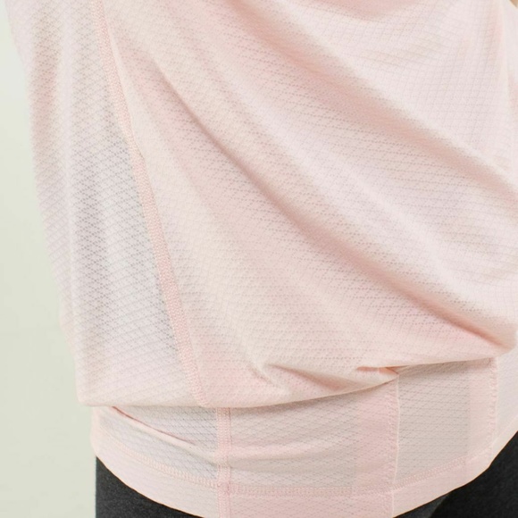 Lululemon Womens Sz 4 Tank Pink CYB LW Mesh Loose Body Fitted hip crossb… - Picture 10 of 11